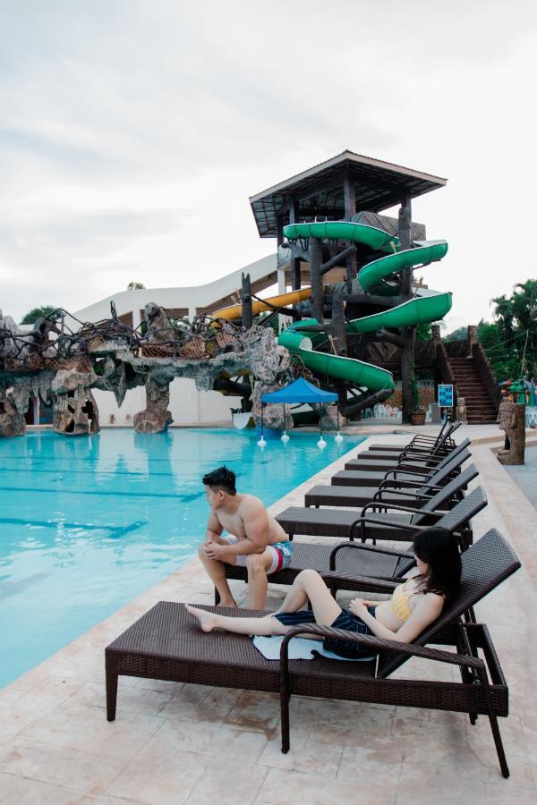 Port Royale Waterpark Resort Dumaguete City Exterior photo